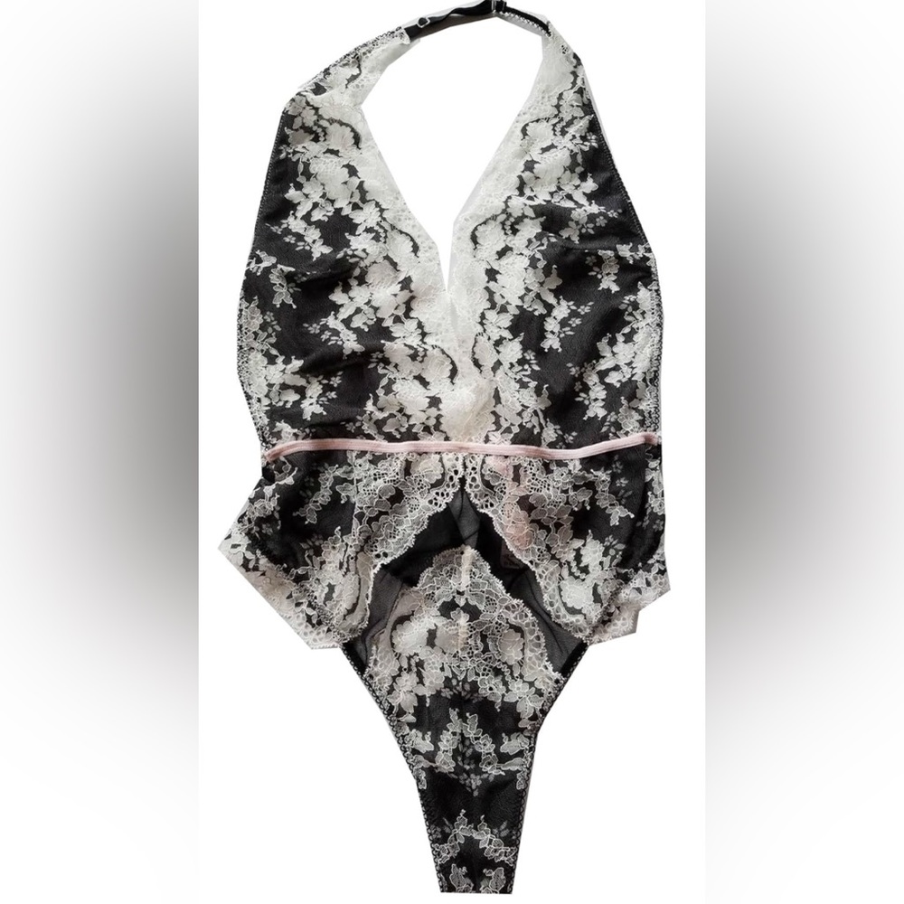 Victoria's Secret Very Sexy Floral Lace Halter Plunge Teddy Medium Black White